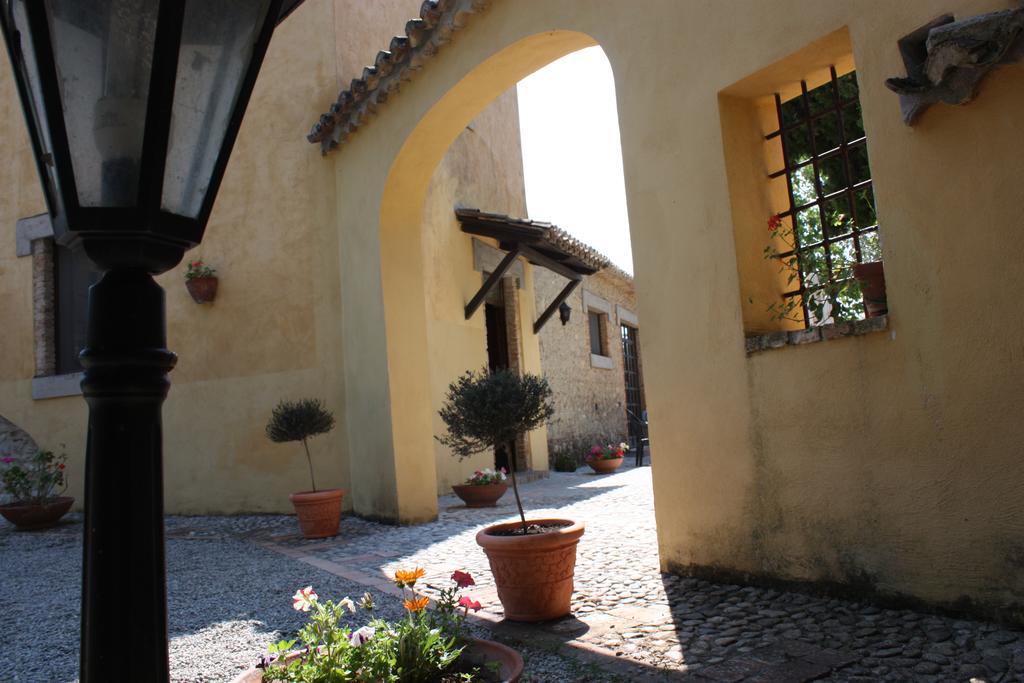 Azienda Agrituristica Biologica Il Querceto Santa Severina Eksteriør billede