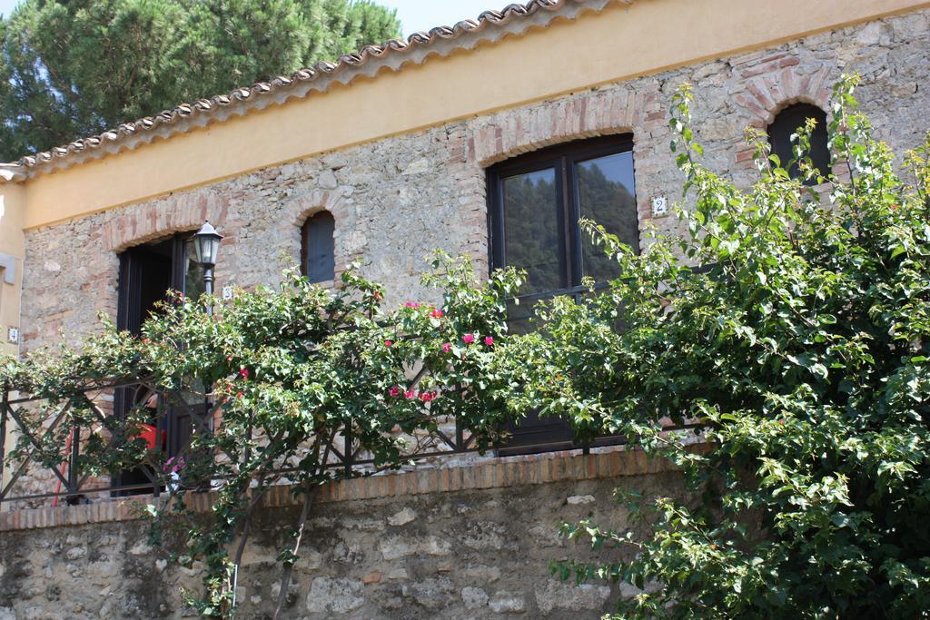 Azienda Agrituristica Biologica Il Querceto Santa Severina Eksteriør billede