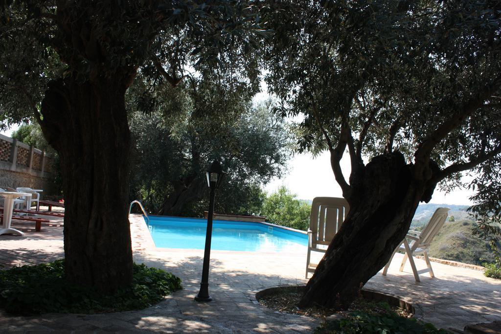 Azienda Agrituristica Biologica Il Querceto Santa Severina Eksteriør billede