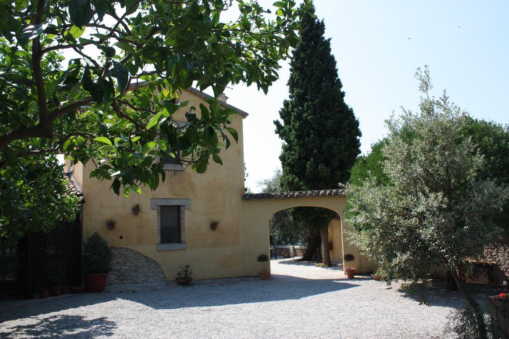 Azienda Agrituristica Biologica Il Querceto Santa Severina Eksteriør billede