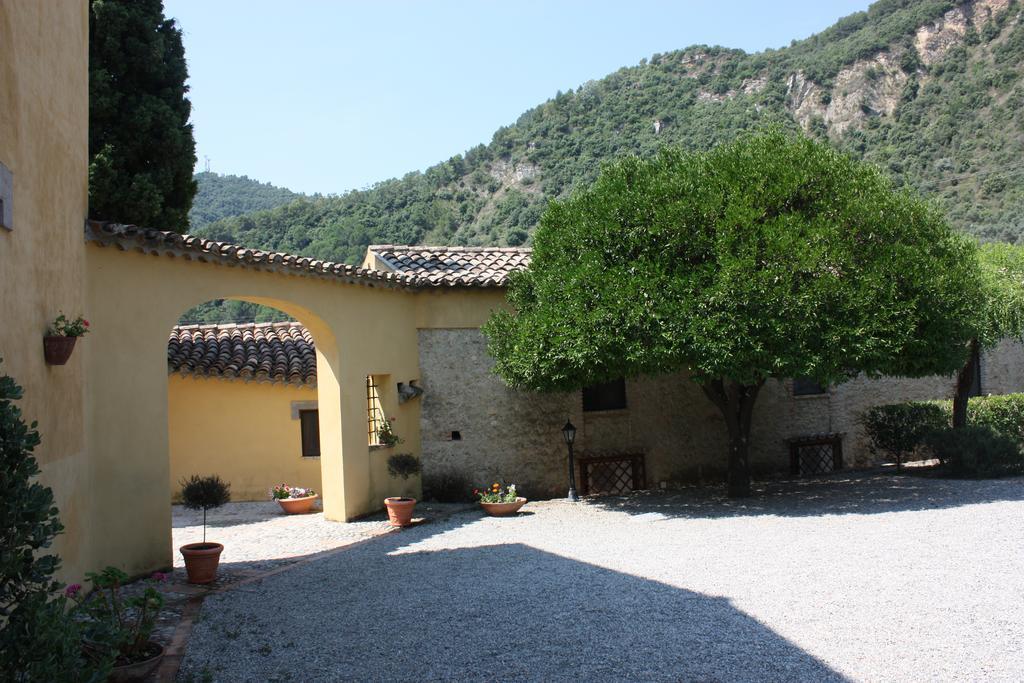 Azienda Agrituristica Biologica Il Querceto Santa Severina Eksteriør billede
