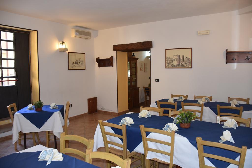 Azienda Agrituristica Biologica Il Querceto Santa Severina Eksteriør billede
