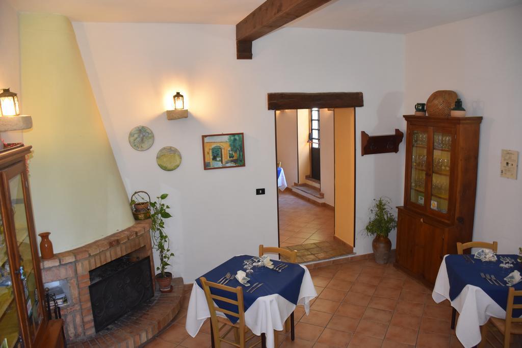 Azienda Agrituristica Biologica Il Querceto Santa Severina Eksteriør billede